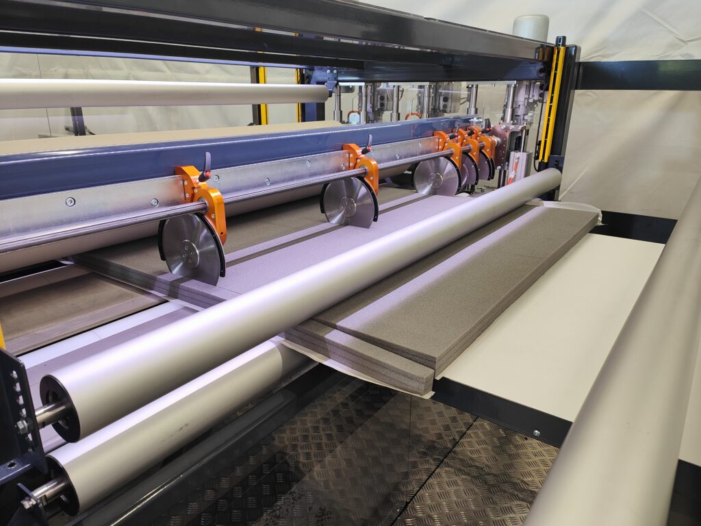 Module input output table - CNM, Machines pour la transformation des ...