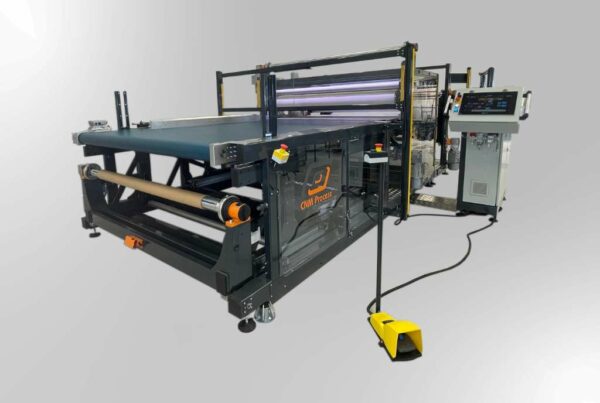 Flexible line for adhesive laminating, and cross-cutting of sheets or rolls