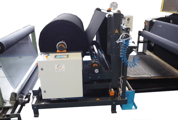 Border tracking unwinder for integration on production lines